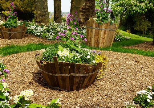 Pot de fleur bois parc